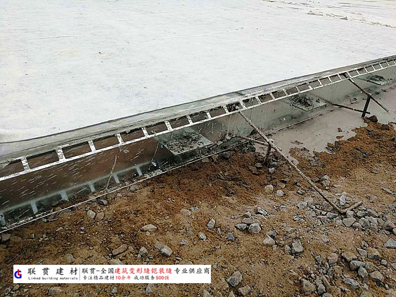 黔东铠装缝案例